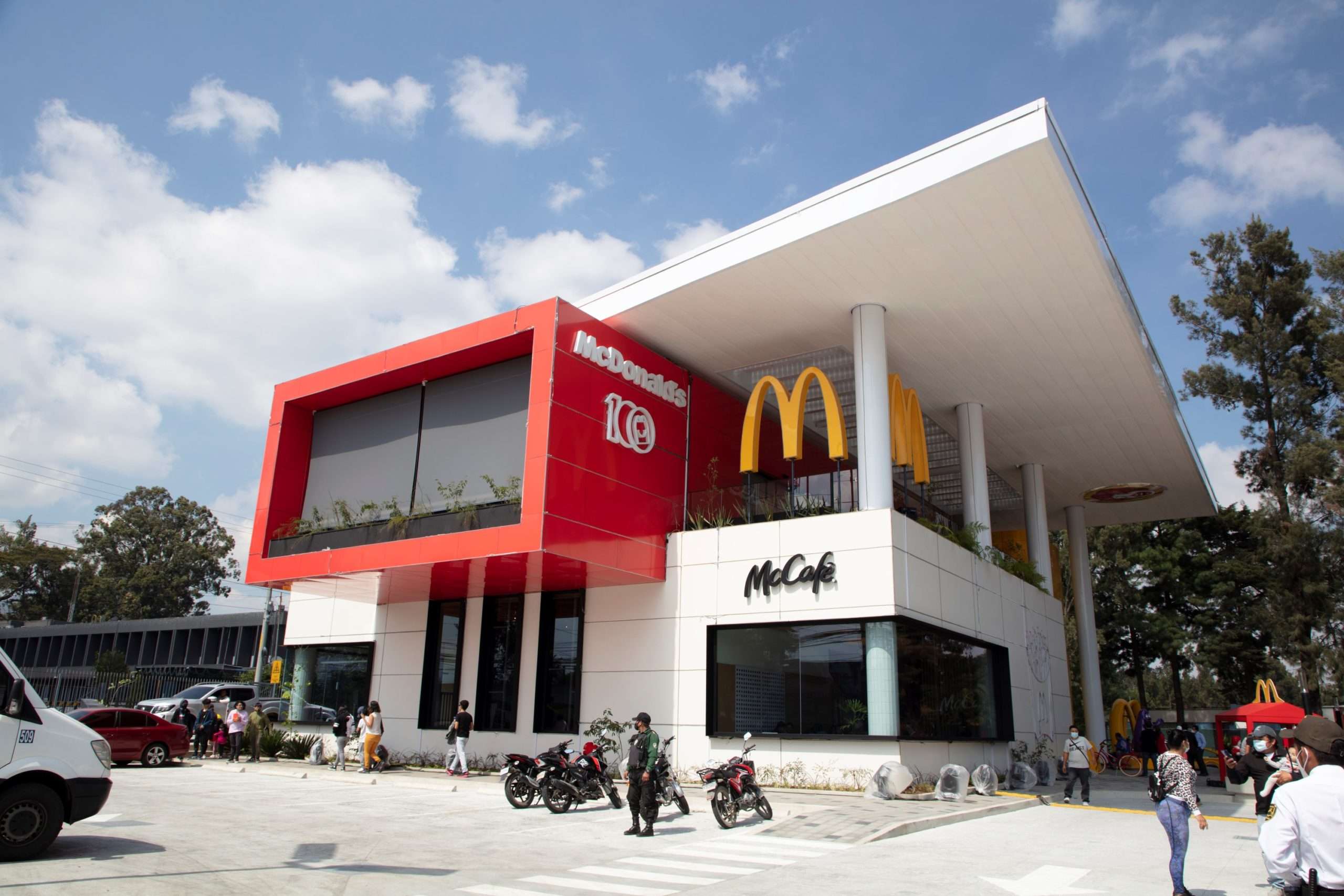McDonald’s Guatemala inaugura su restaurante número 100