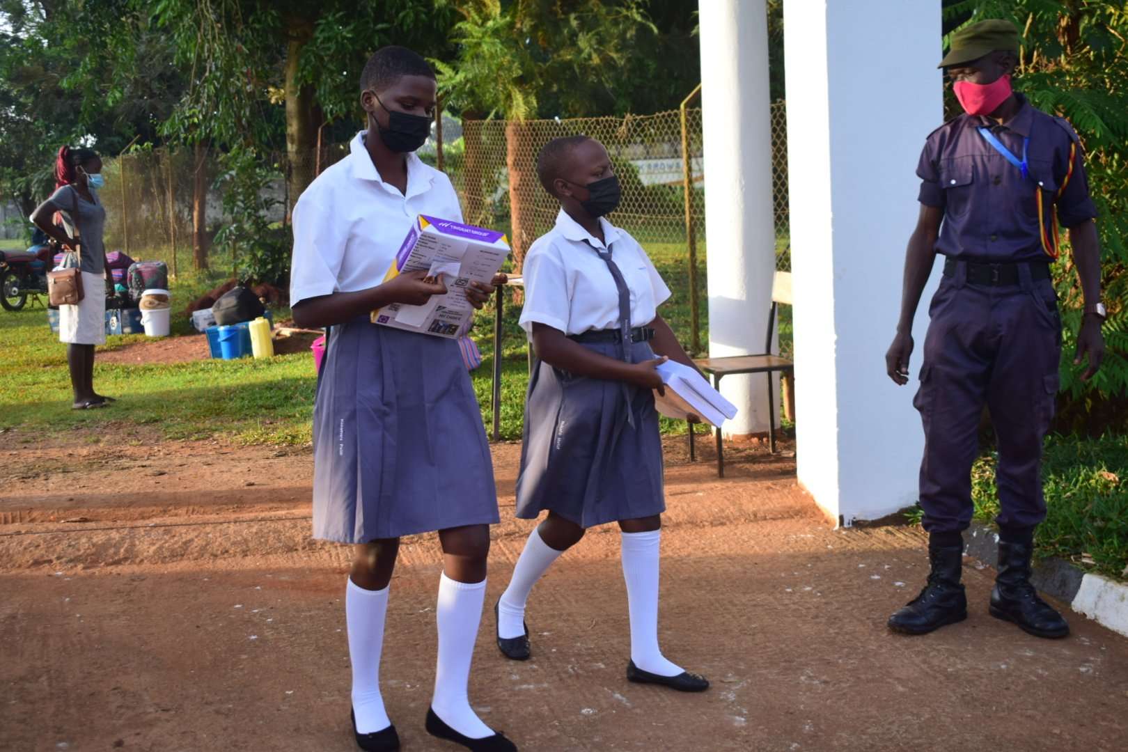 uganda educacion