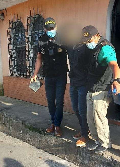 Se hacían pasar por familiares y cobraban por envíos falsos de encomiendas