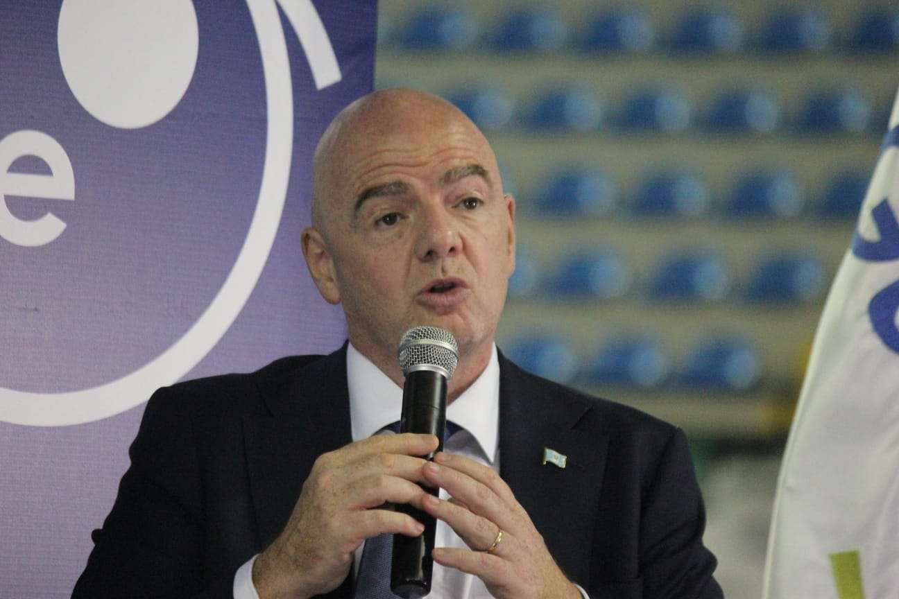 Gianni Infantino (FIFA) ofrece apoyo para construir nuevo estadio en Guatemala