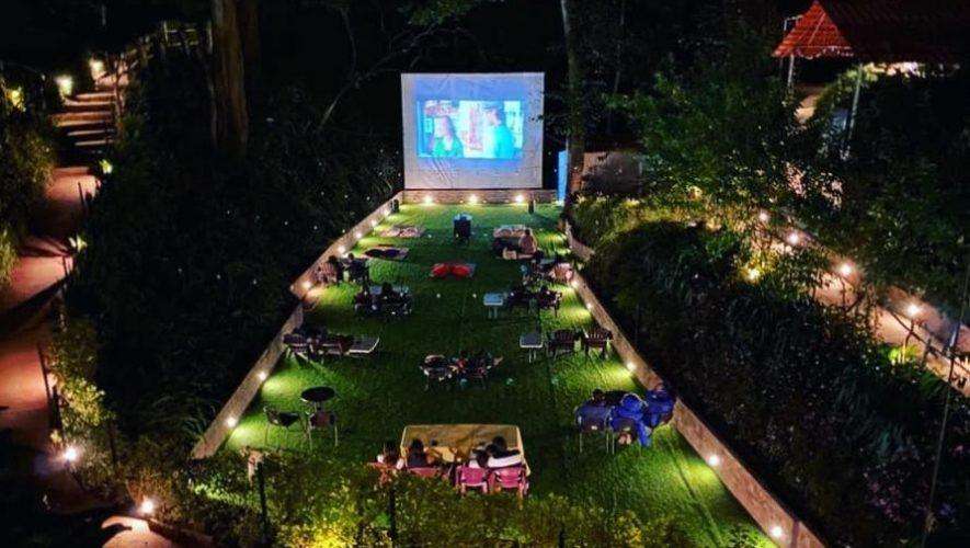 ¿Ya conoce el megacinema al aire libre ubicado en un jardín ecológico?