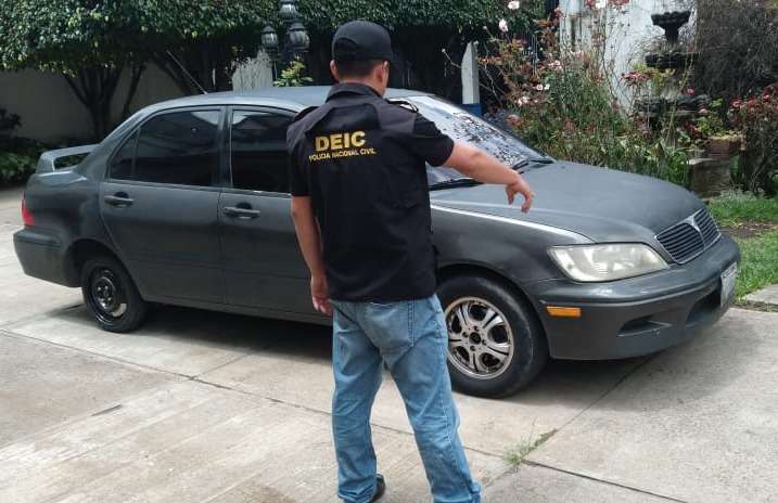 Recuperan vehículo robado a anciano, el señor fue asesinado