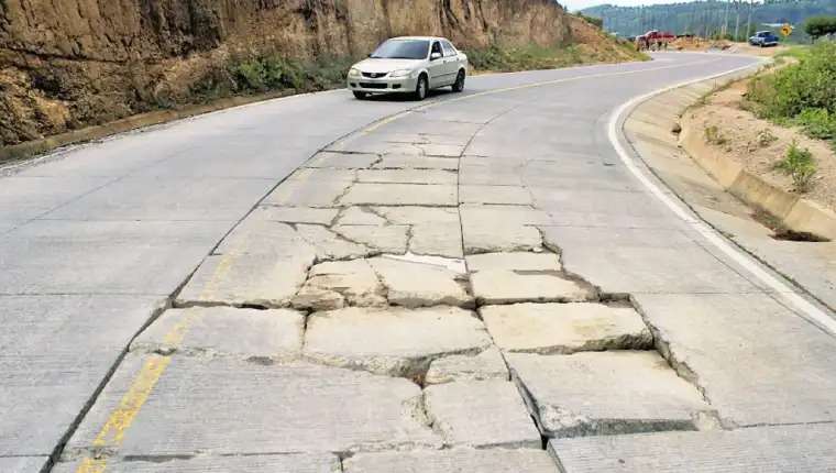 carretera interamericana hoyo