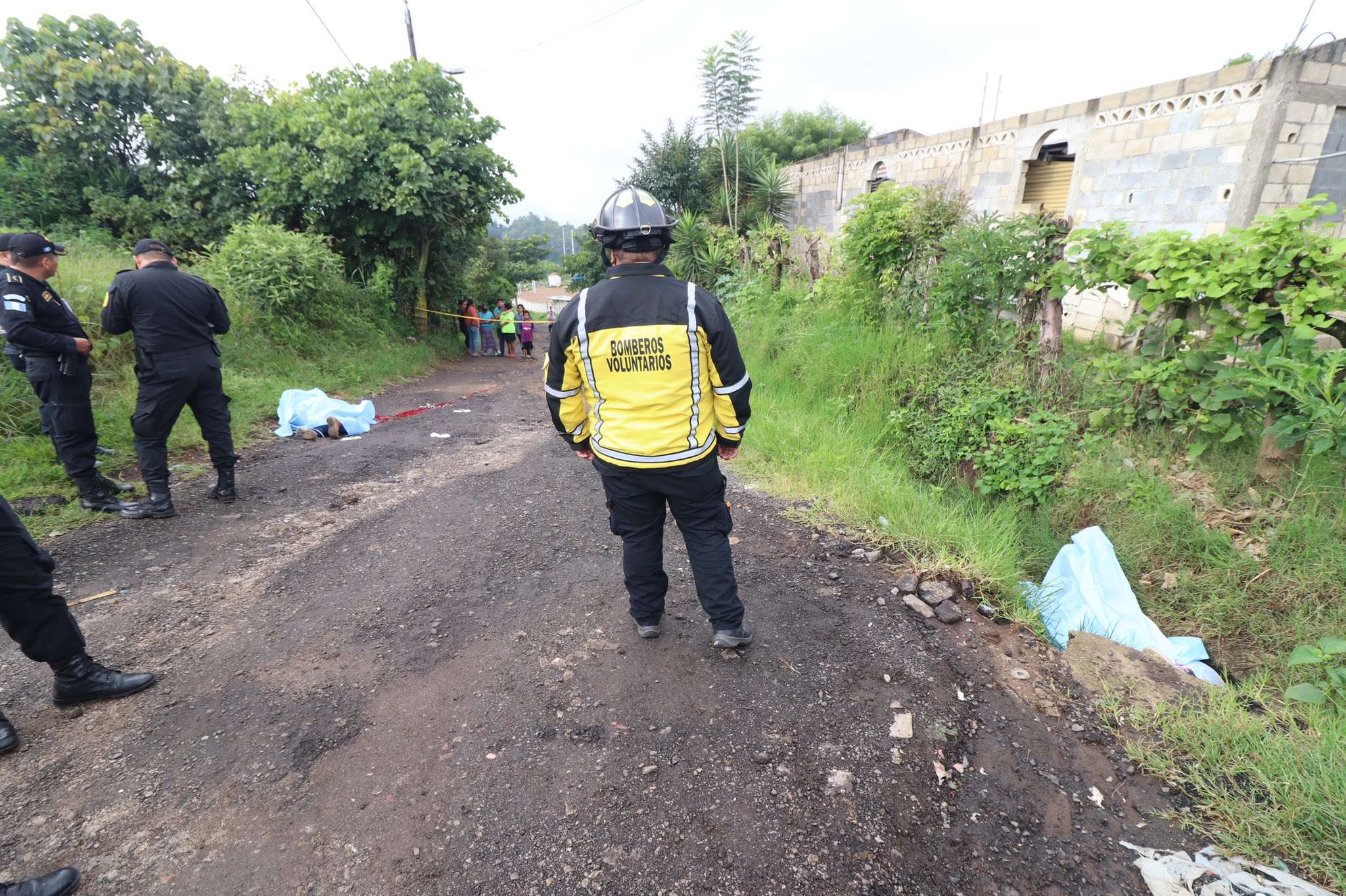 Hallan cadáveres de dos mujeres en zona 10 de Villa Nueva