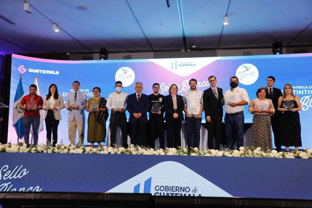 Por su calidad de producción, 37 mipymes reciben el Sello Blanco