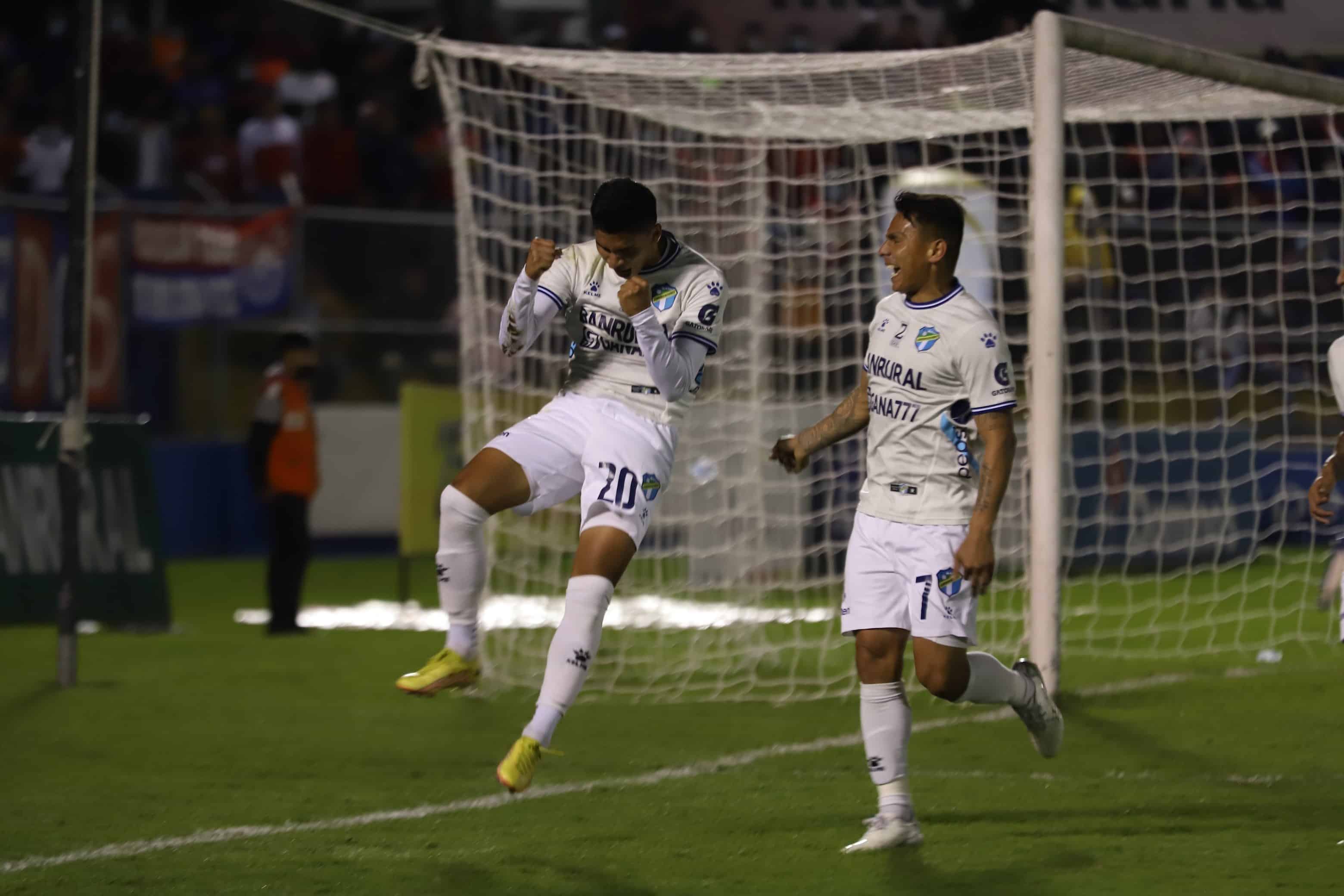 Xelajú 0 1 Comunicaciones