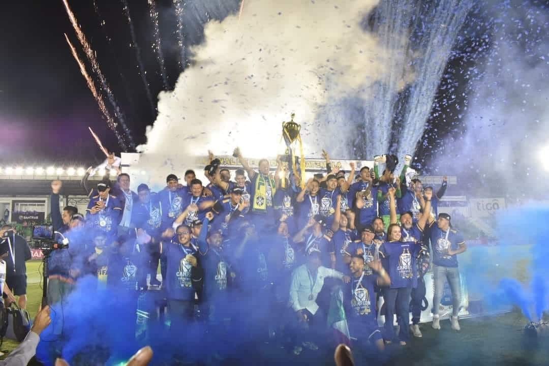 cobán imperial futbol Nacional FIFA