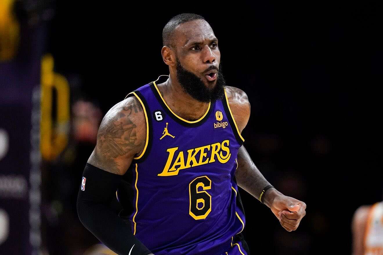 Lebron James NBA Lakers