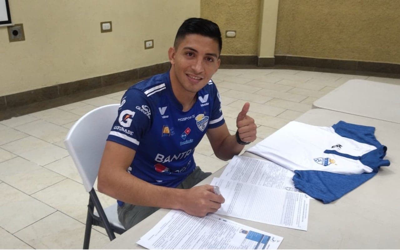 Nixson Flores Cobán IMperial