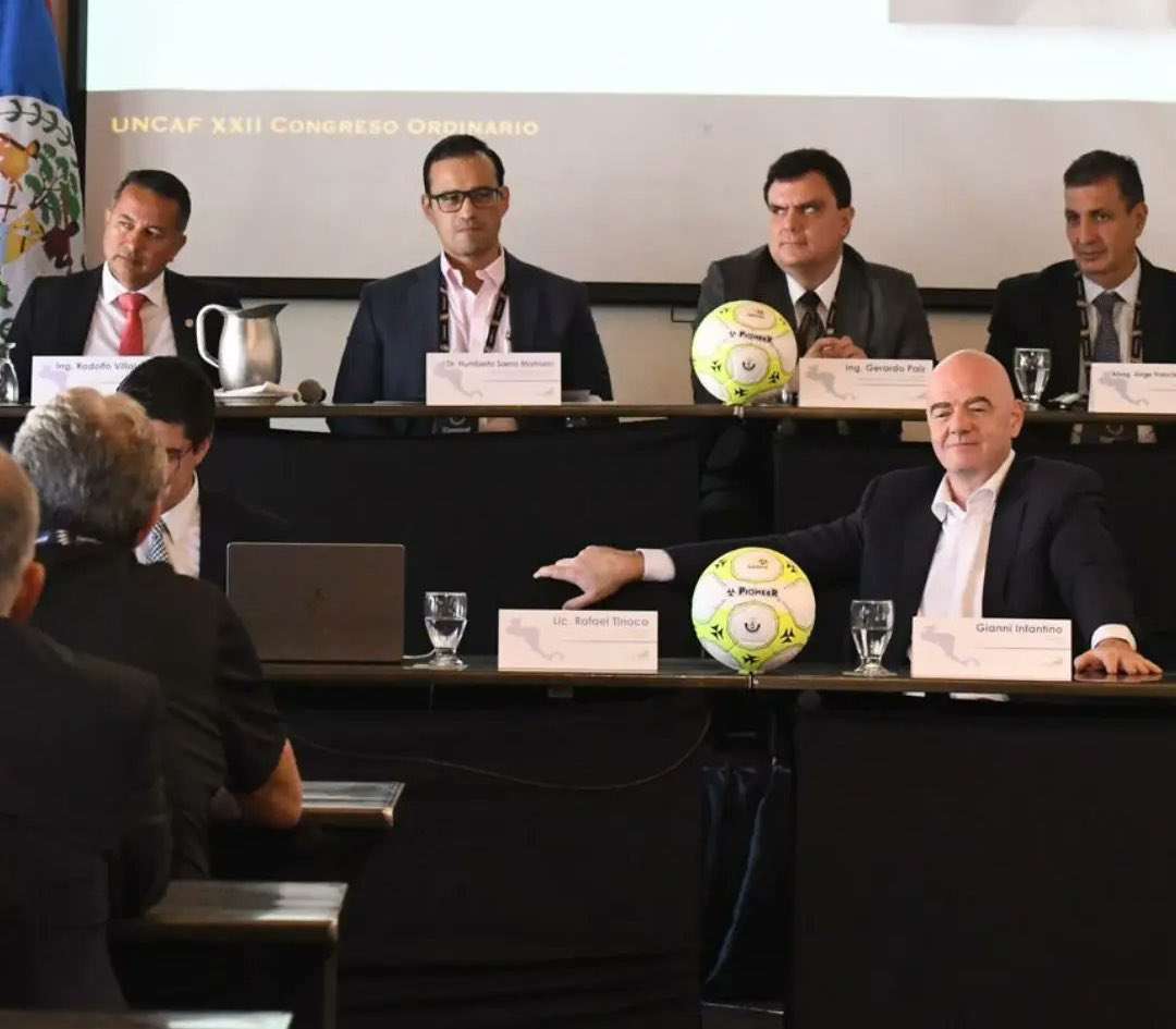 Gianni Infantino presidente de FIFA en Antigua Guatemala UNCAF