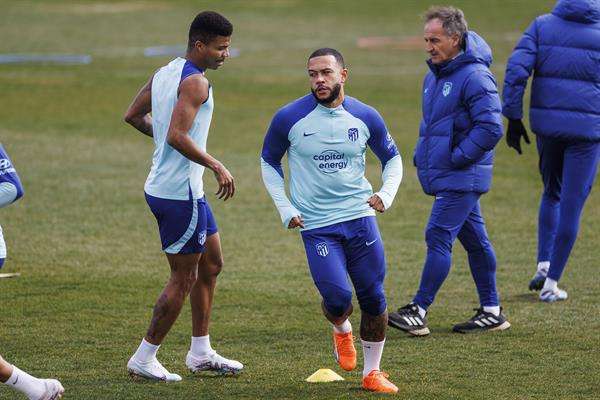 Europa Champions Memphis Depay y Yannick Carrasco Atlético Madrid derbi