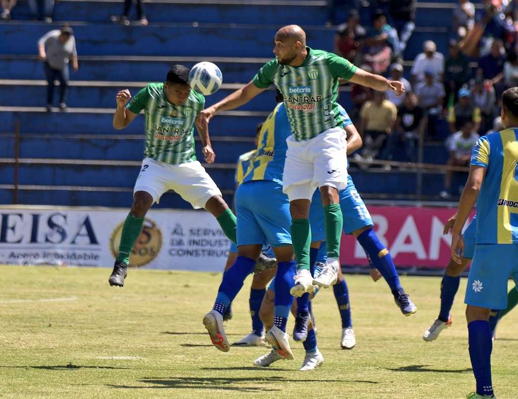 Antigua Santa Lucía 00