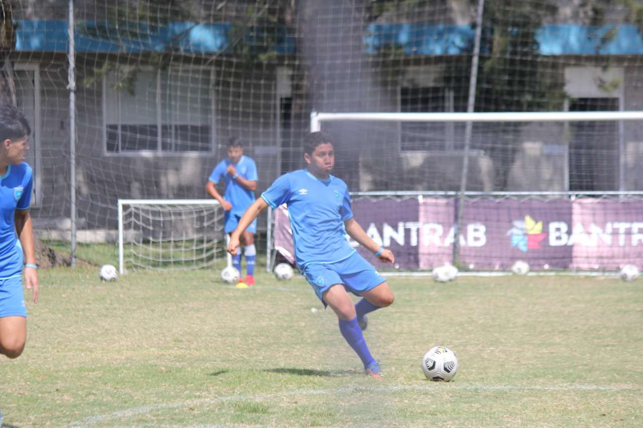 Selección Sub17 Guatemala Oseas Guerra
