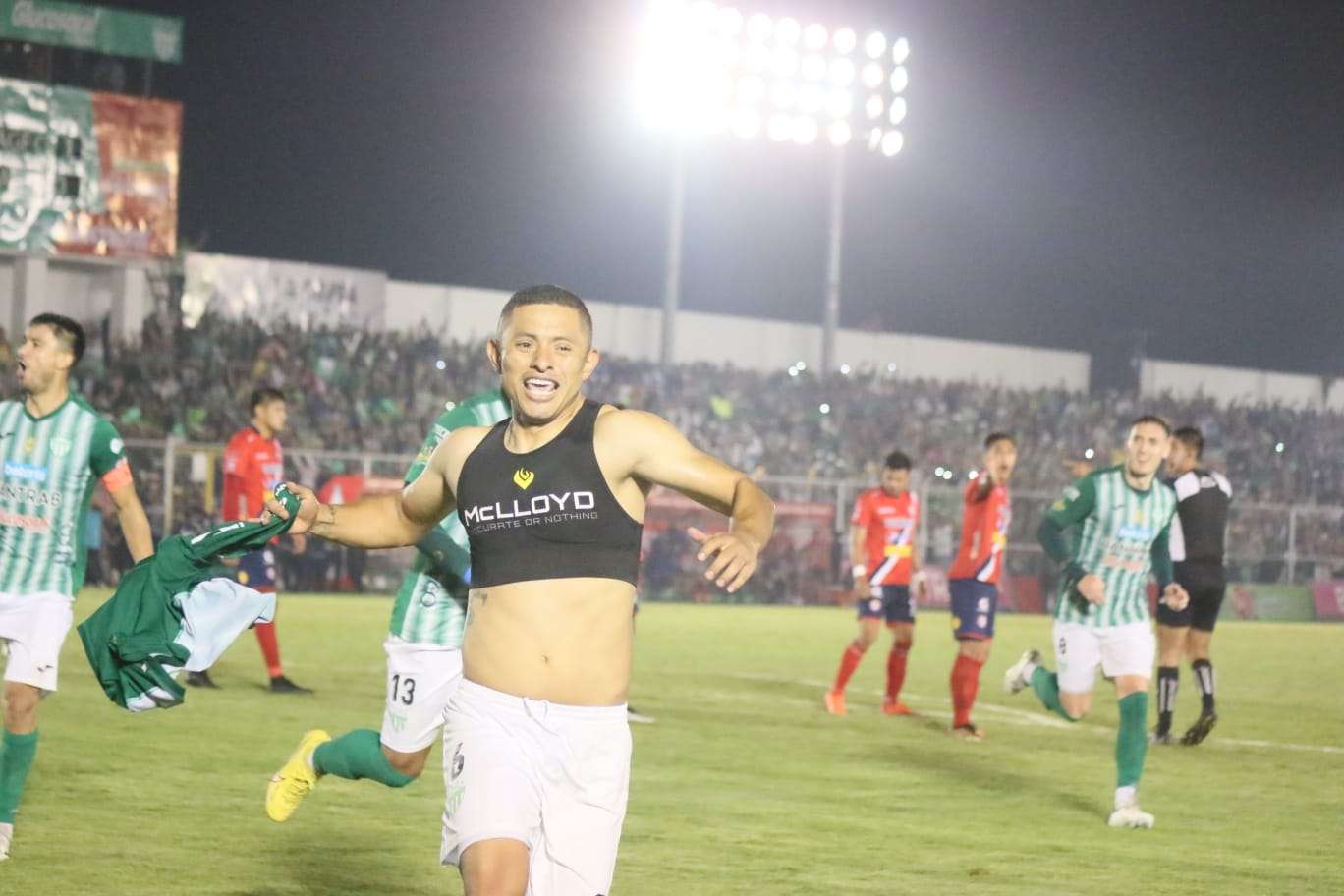 Carlos Mejía Antigua GFC