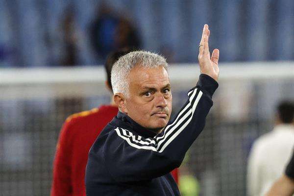 Mourinho toma una decisión sobre su futuro en la Roma