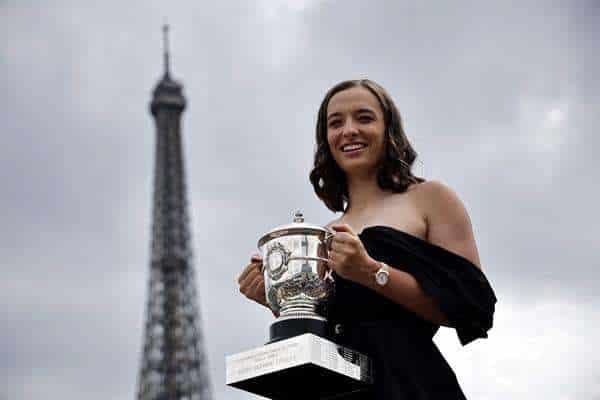 La polaca Iga Swiatek continúa líder en el ranking WTA tras ganar en la final de Roland Garros