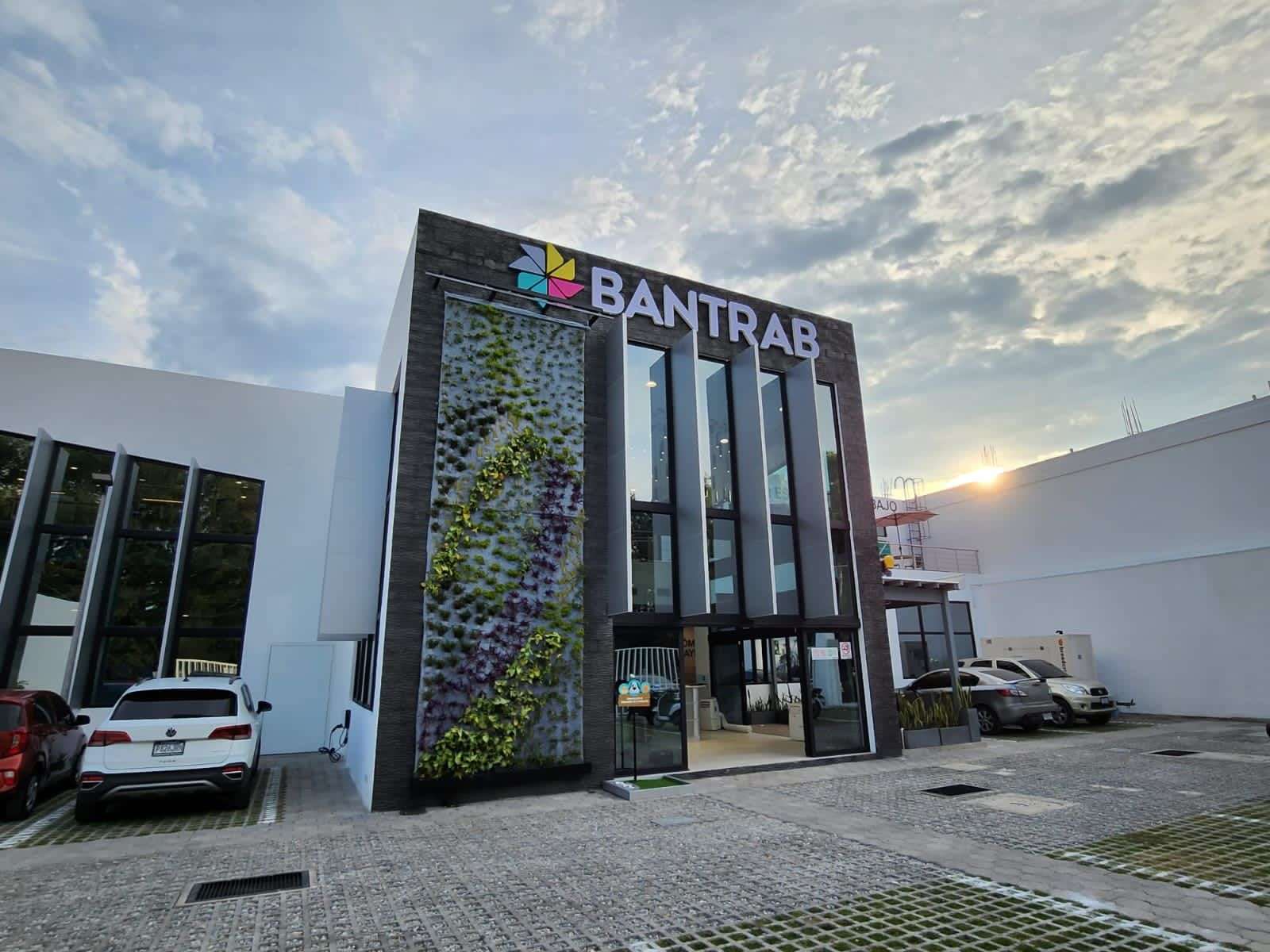 Bantrab centro de negocios