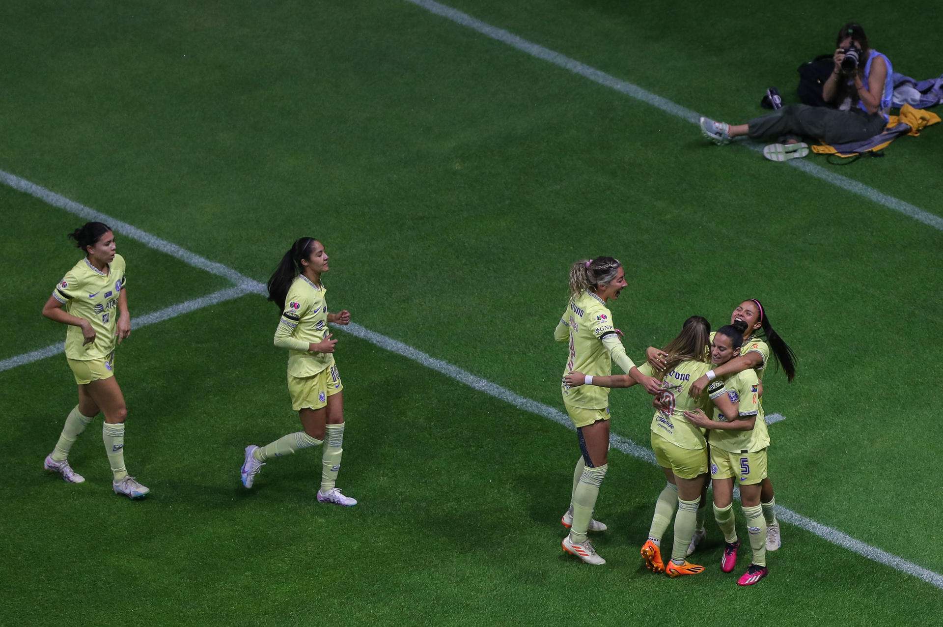 El América del español Villacampa se corona en el Clausura femenino en México