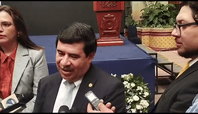 Ministro de Finanzas Techo Presupuestario