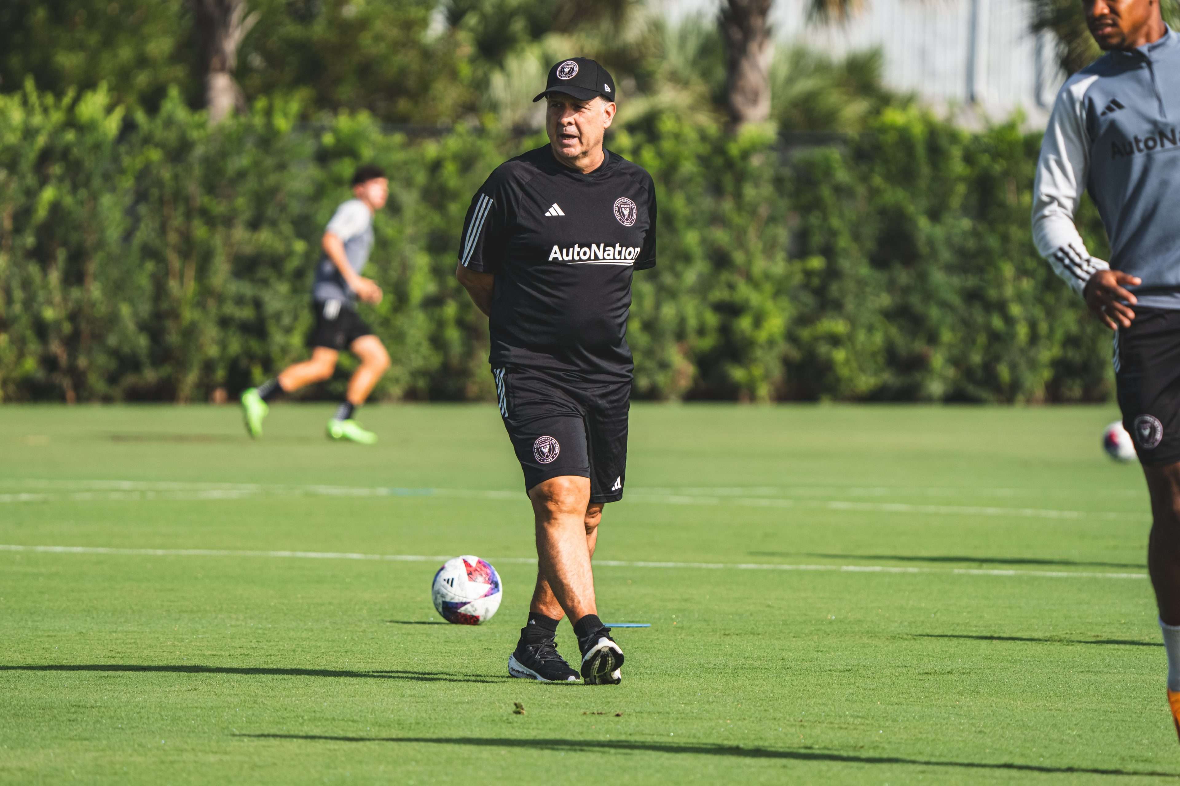 Gerardo 'Tata' Martino dirige su primer entrenamiento con el Inter Miami
