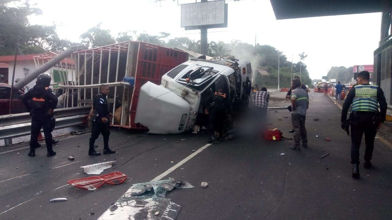 Accidente de tránsito en autopista Palín-Escuintla
