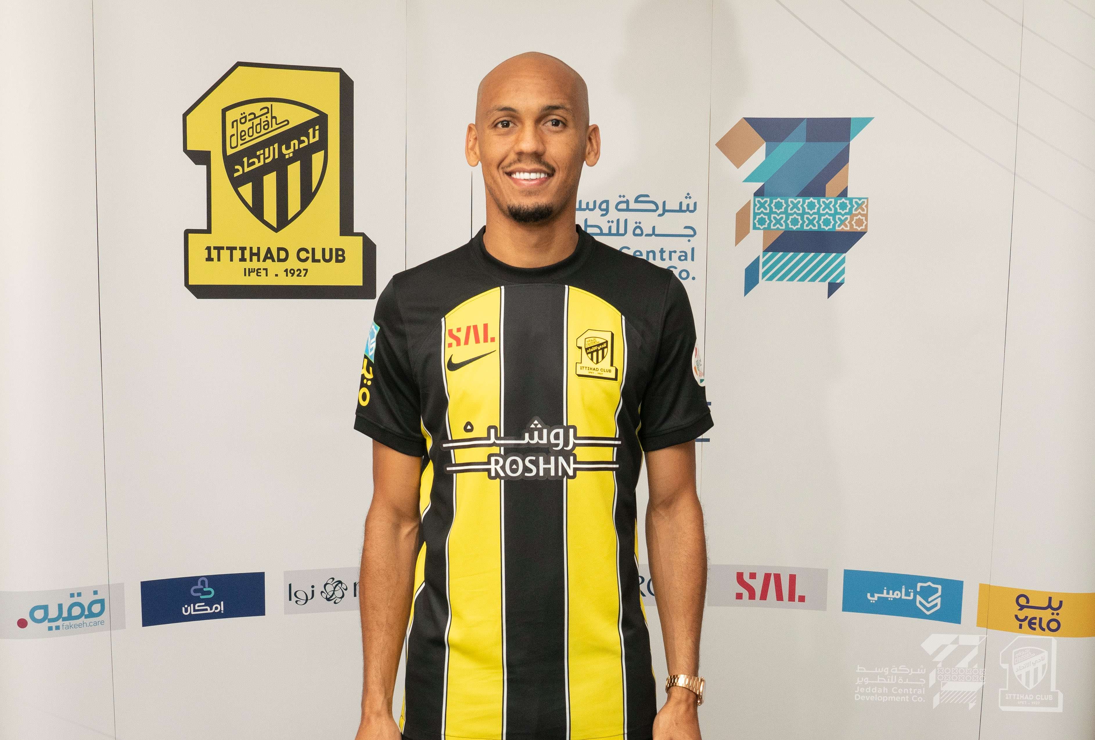 Al Ittihad saudí anunció el fichaje del centrocampista brasileño Fabinho
