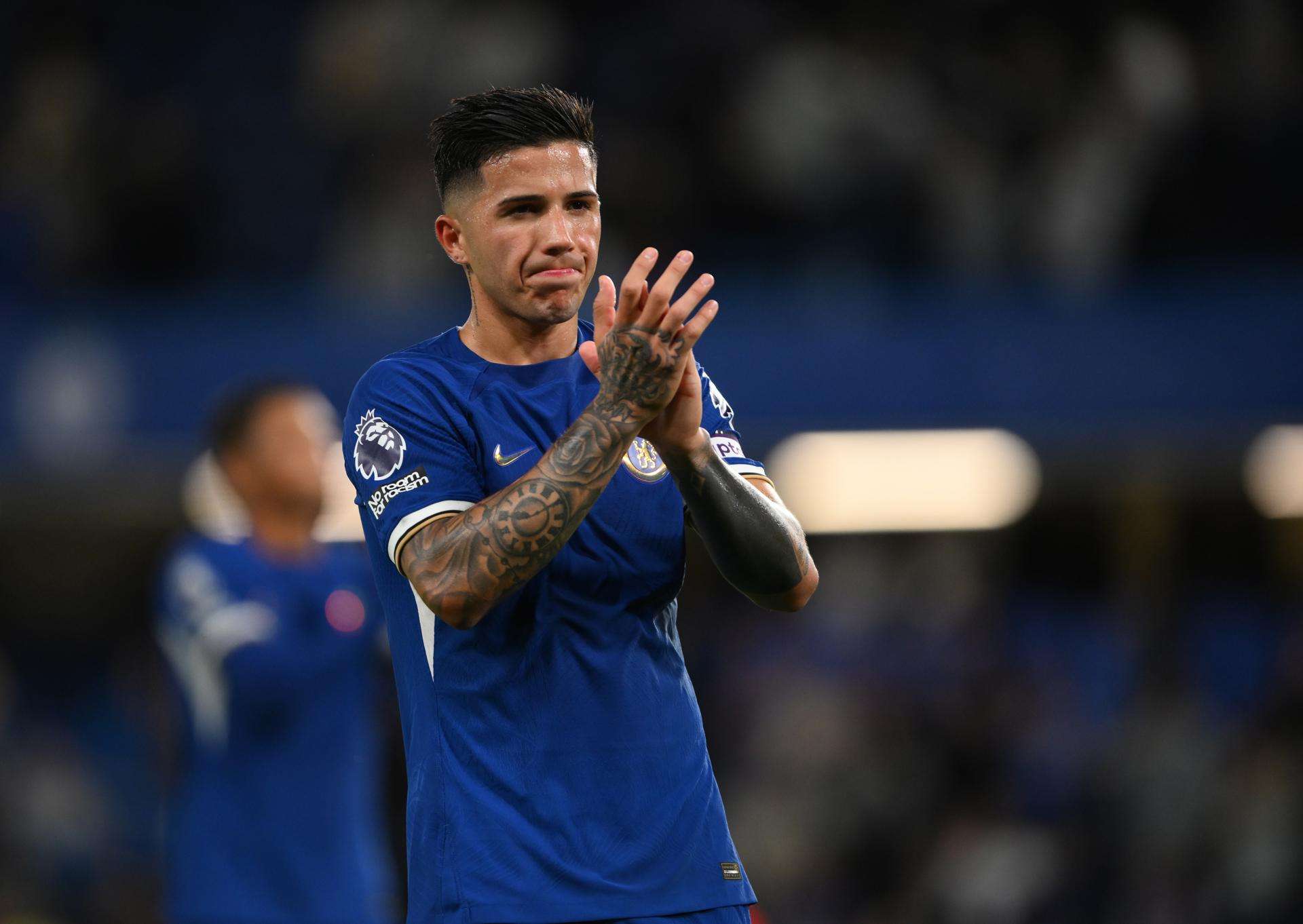 Enzo Fernandez alivia al Chelsea, Danjuma, al Everton; Sheffield, eliminado