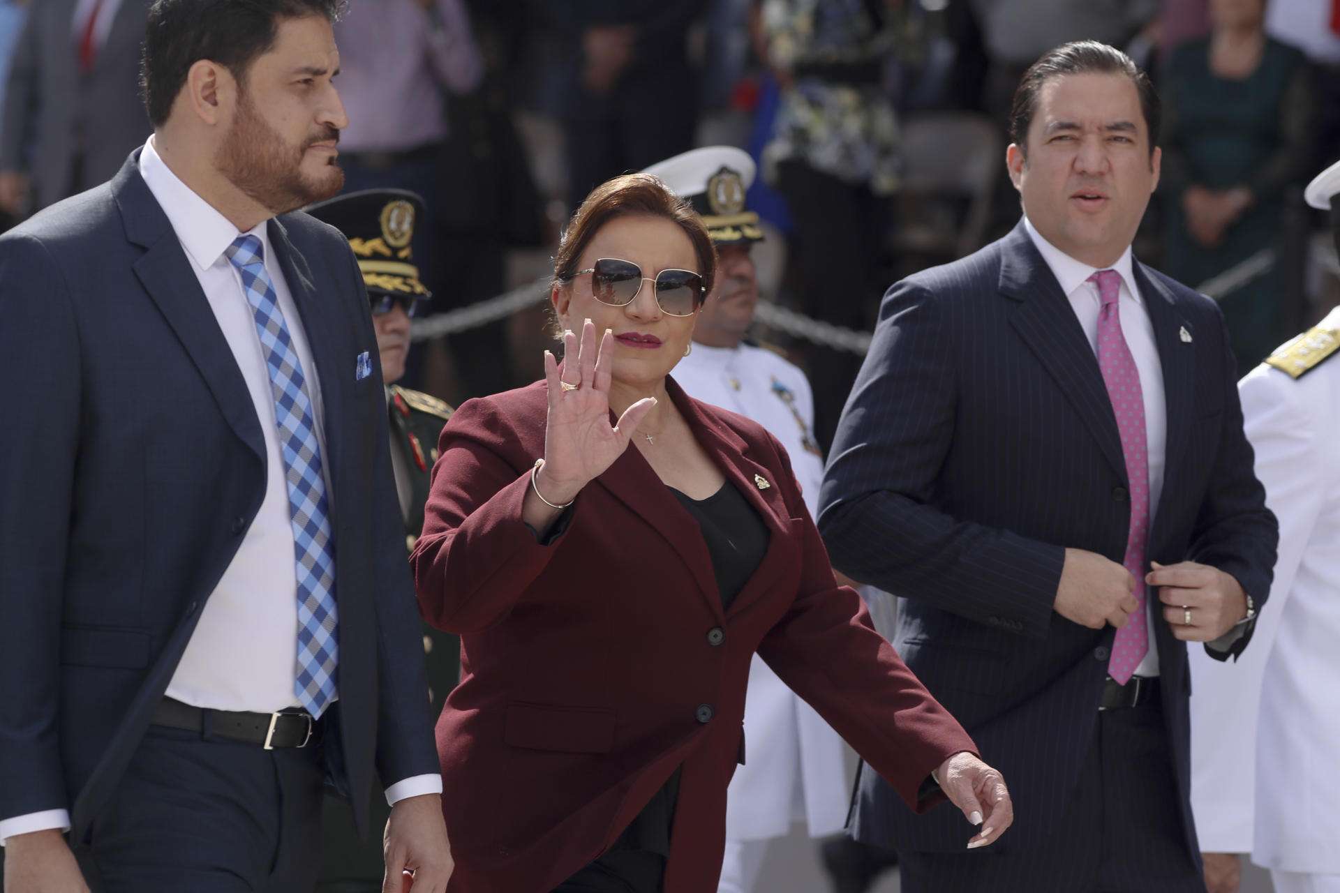 La presidenta honduras convoca movilización para exigir la elección de fiscal general y adjunto