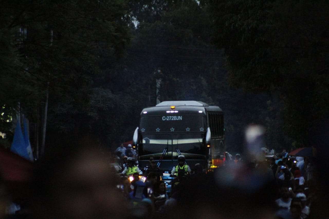 Selección rumbo al Estadio