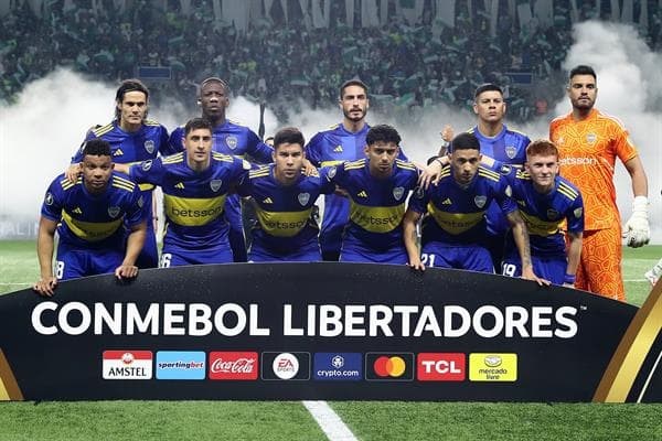 Jugadores de Boca posan durante un partido de las semifinales de la Copa Libertadores entre Palmeiras y Boca Juniors en el estadio Allianz Parque en Sao Paulo (Brasil). EFE/ Sebastiao Moreira