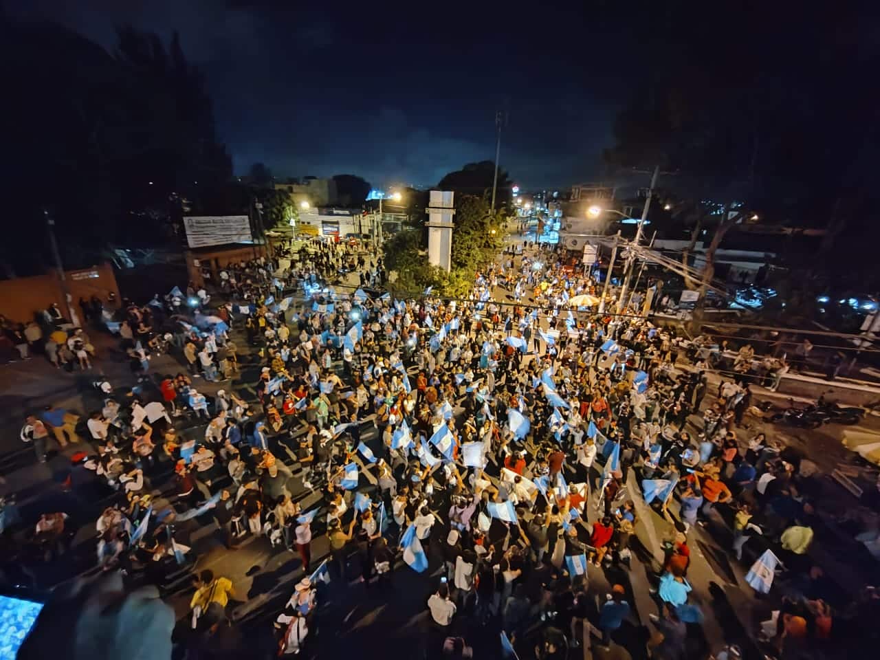 EN FOTOS | Así se lleva a cabo el bloqueo en la Calzada San Juan