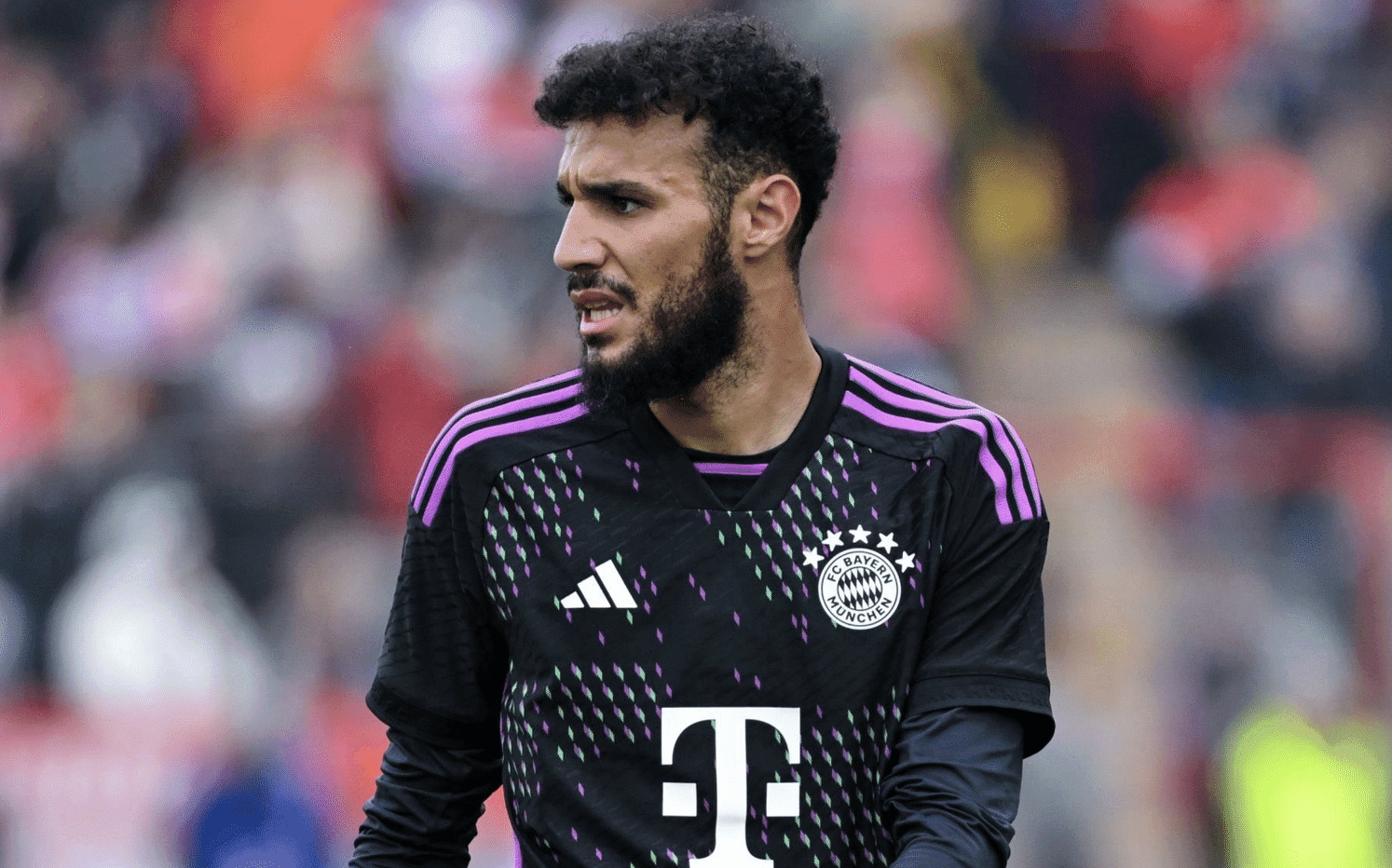 Noussir Mazraoui Bayern Munich jugador