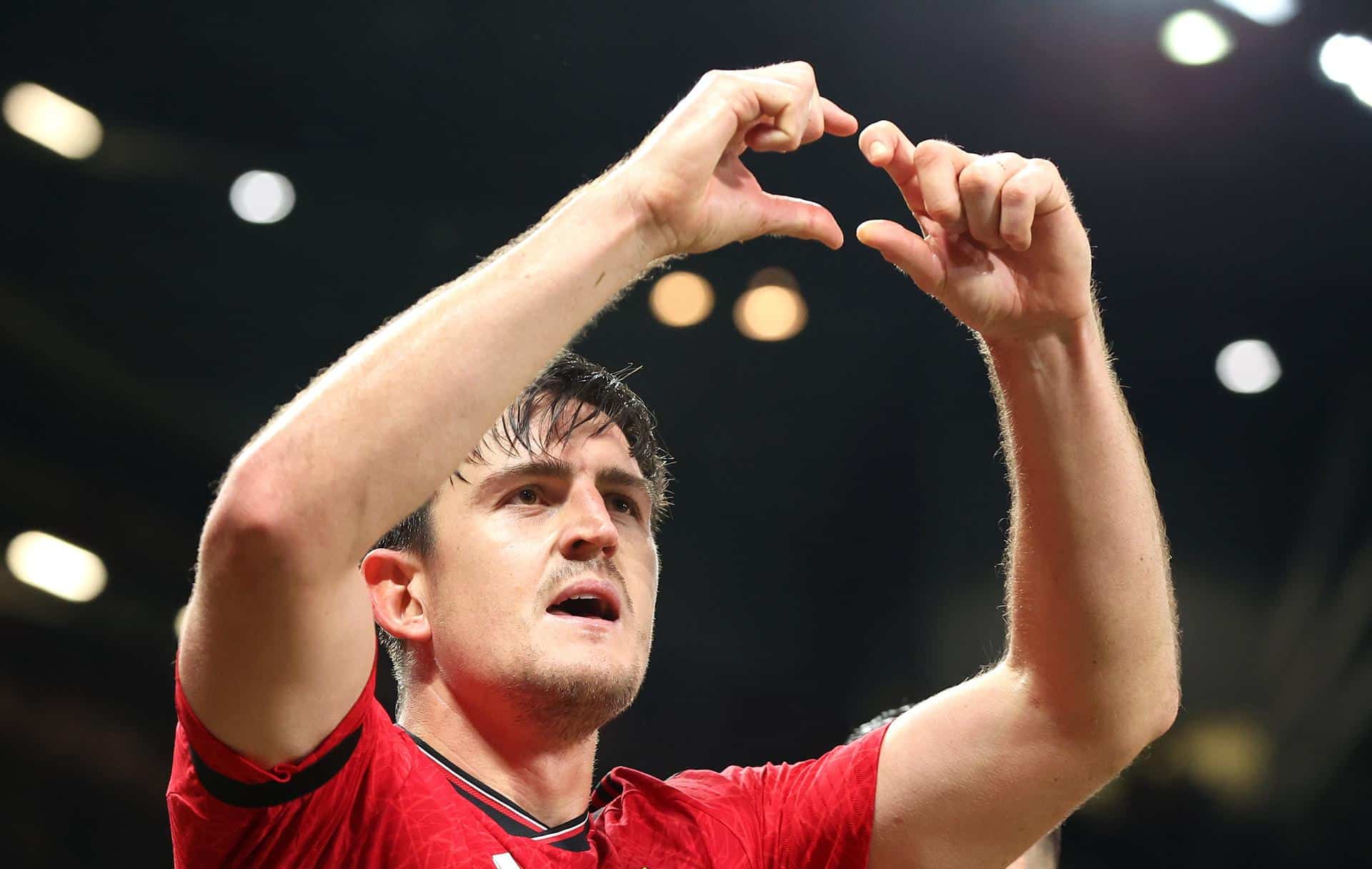 Maguire y Onana le dieron la victoria al Manchester United