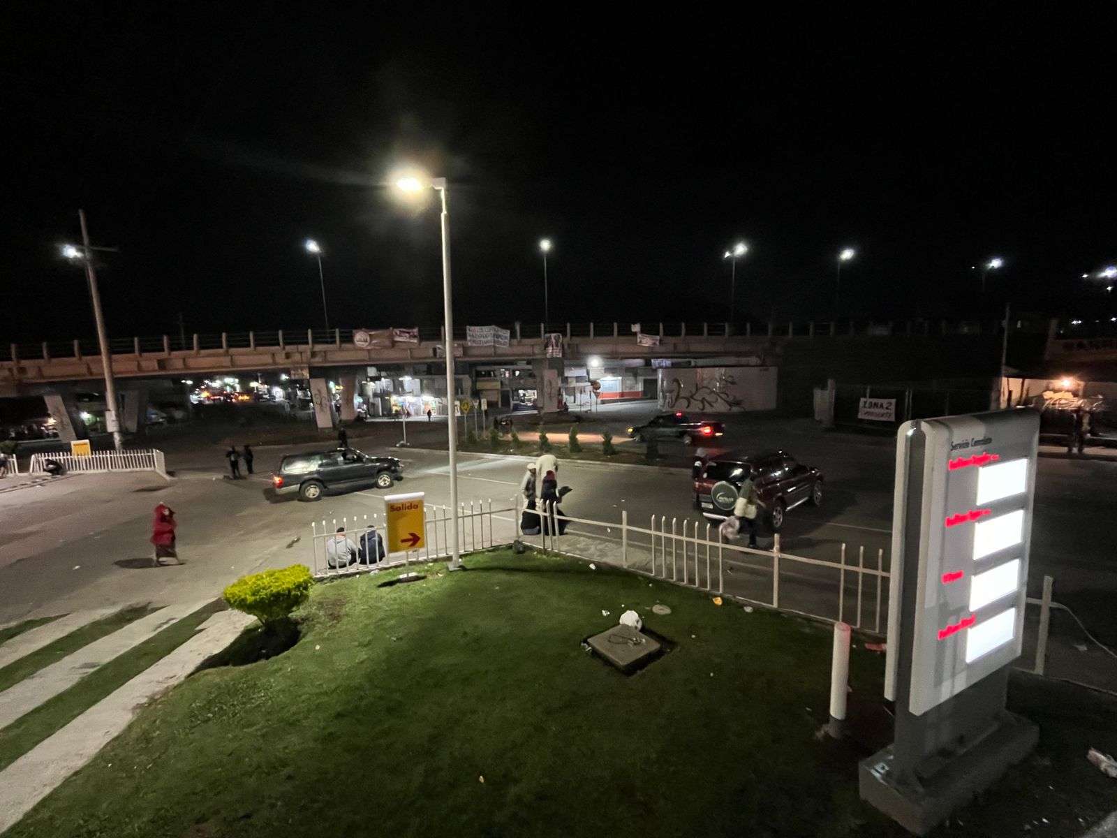 EN FOTOS | Así se encuentra 4 Caminos luego de otro día de bloqueo