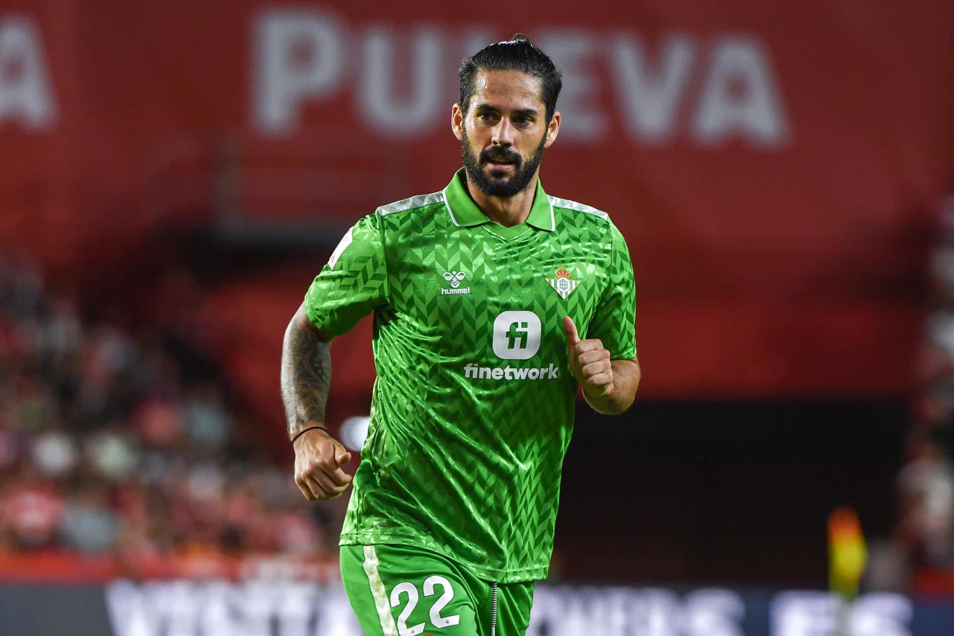 Isco enciende las alarmas en el Betis y no completó el entrenamiento