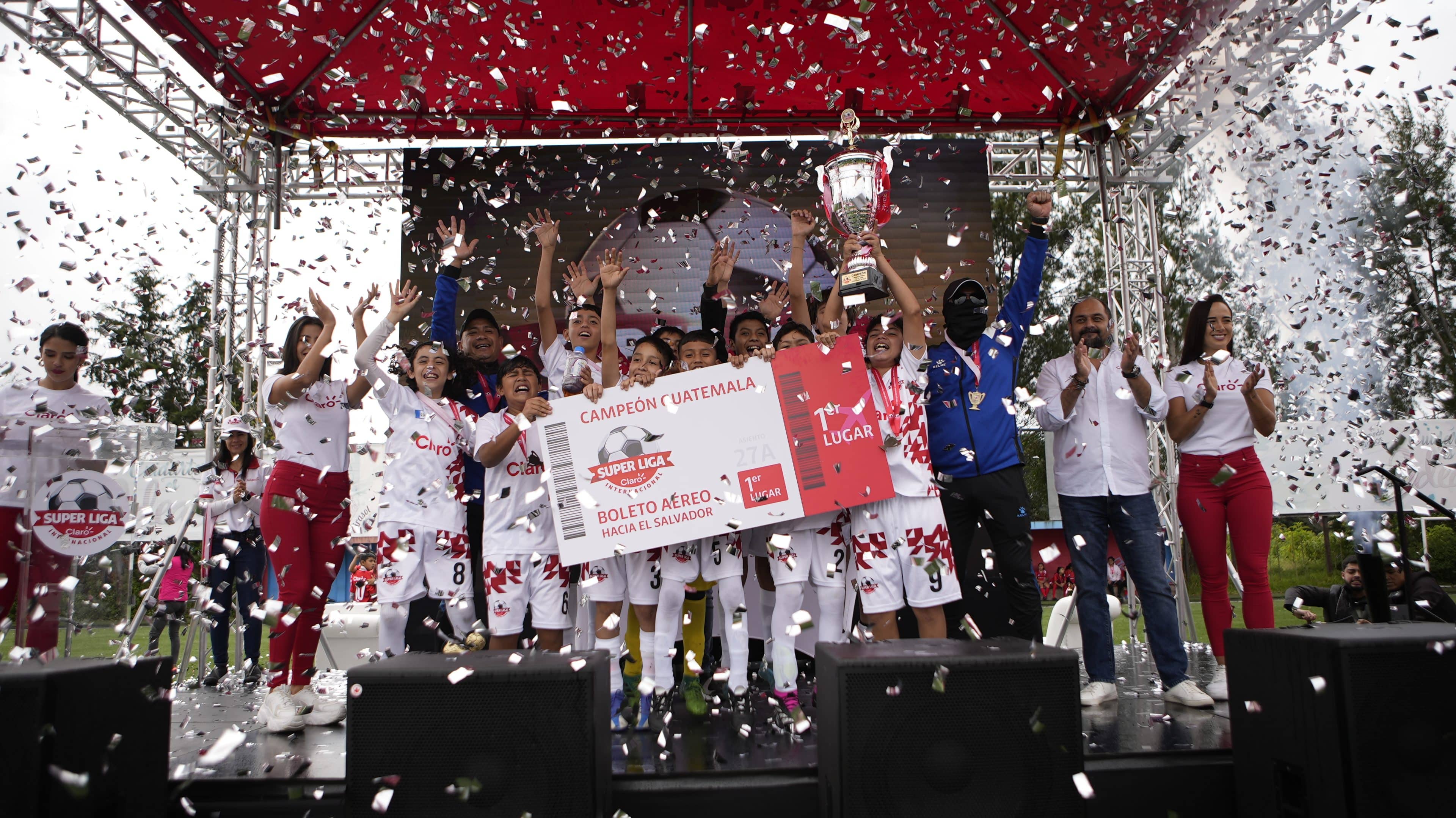 Campeones super liga claro