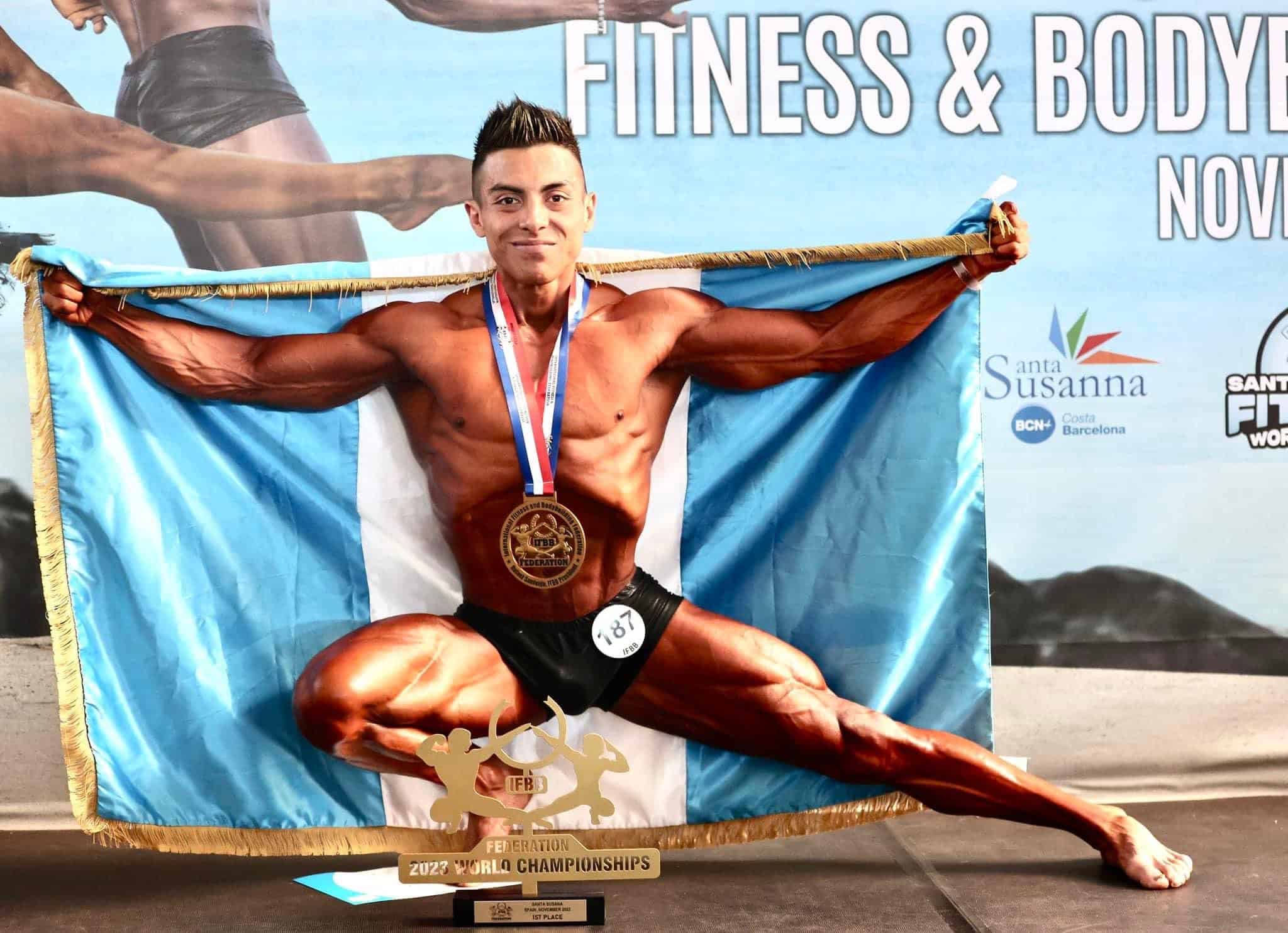 El guatemalteco Jorge Daniel Patzán se proclamó campeón mundial de fisicoculturismo al conquistar el evento en España el fin de semana.