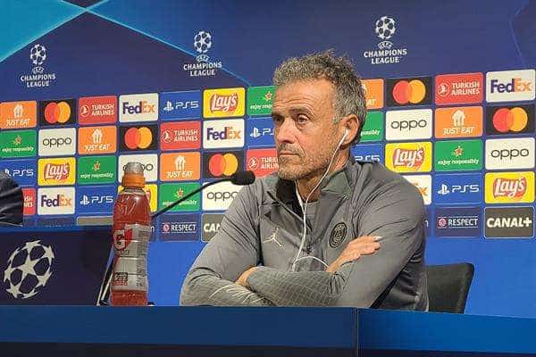 El entrenador del Paris Saint-Germain, Luis Enrique, en una imagen de archivo durante una rueda de prensa. EFE/ Edgar Sapiña Manchado