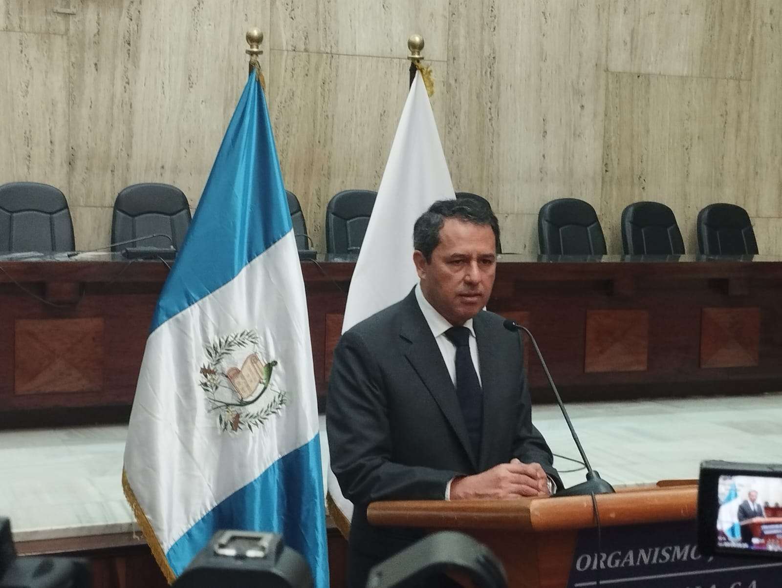 Oscar Cruz Bono navideño OJ