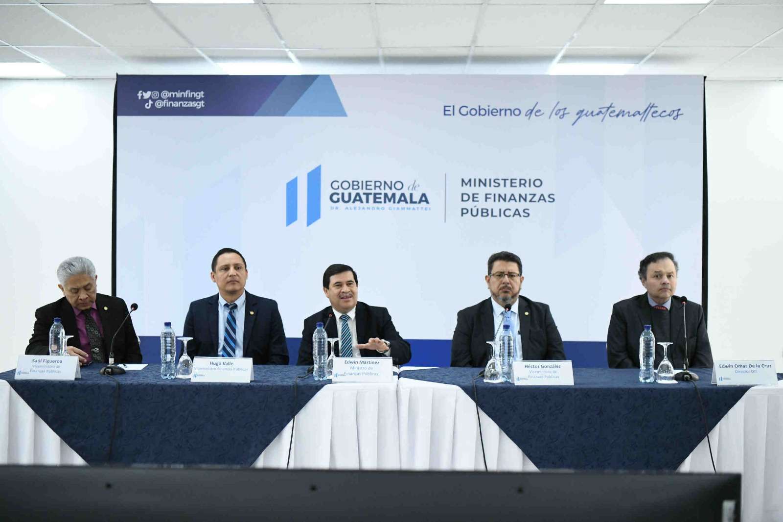 Ministerio de Finanzas responde ante señalamientos en redes sociales