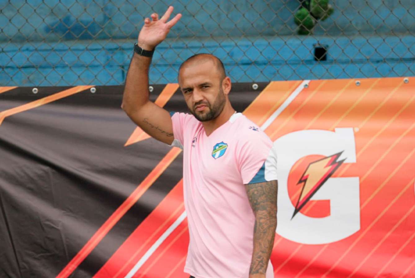 José Contreras capitán de Comunicaciones habló del Xelajú MC su próximo rival en la fecha 2 del torneo Clausura 2023.