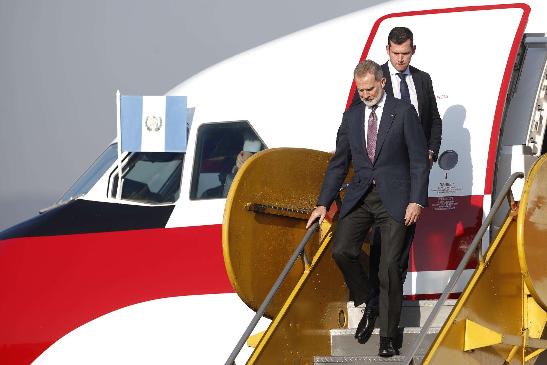 Rey Felipe VI llega a Guatemala para la toma de posesión de Bernardo Arévalo