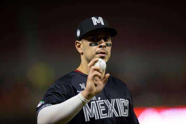 Fotografía de archivo del pelotero mexicano Isaac Paredes. EFE/Carlos Ramírez