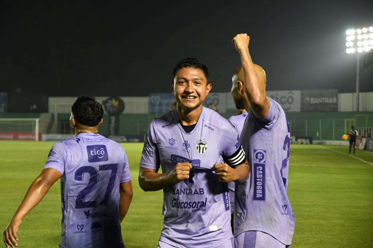 Antigua GFC vs Guastatoya jornada 10 Clausura 2024