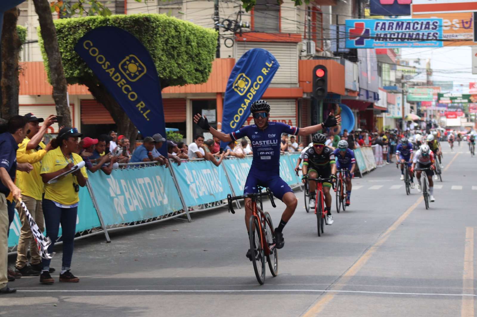Amilcar Méndez gana la I etapa de la Clásica de Verano de Ciclismo en Coatepeque