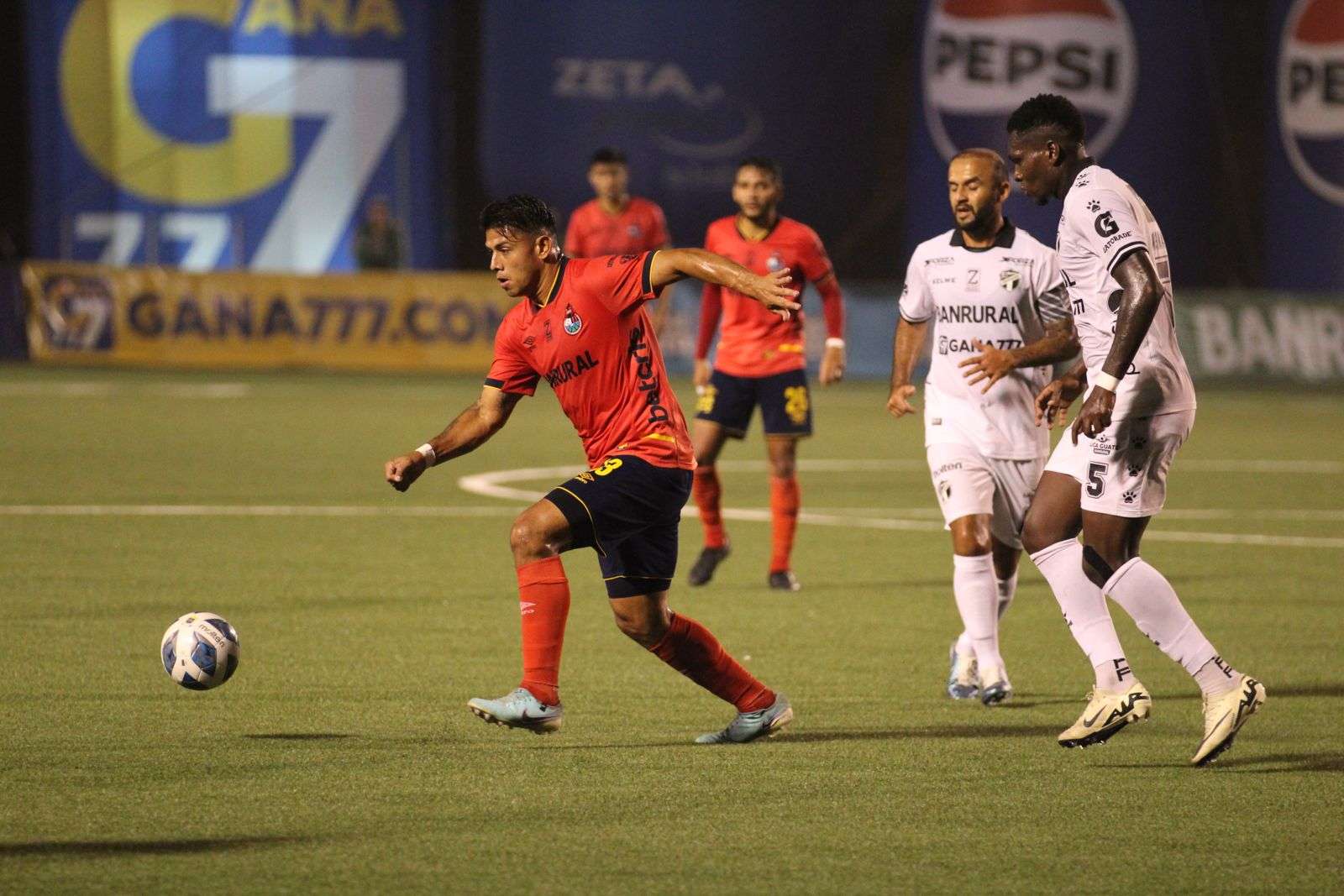 Clásico 328 Comunicaciones Municipal Alejandro Galindo