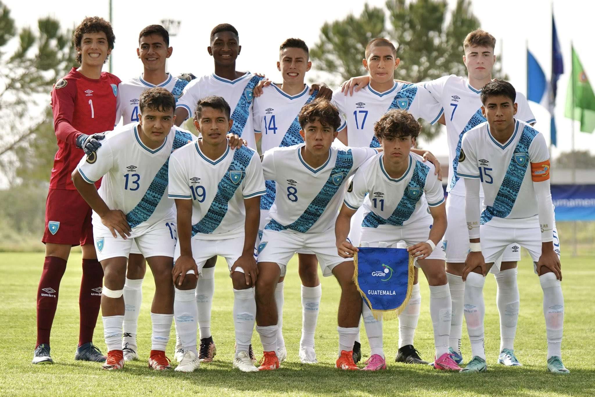 La Selección Sub18 de Guatemala debutó con victoria sobre Ecuador 5-2 desde los penaltis despues de remontar dos veces, en la primera jornada del UEFA Friendship Tournament que se realiza en Turquía.