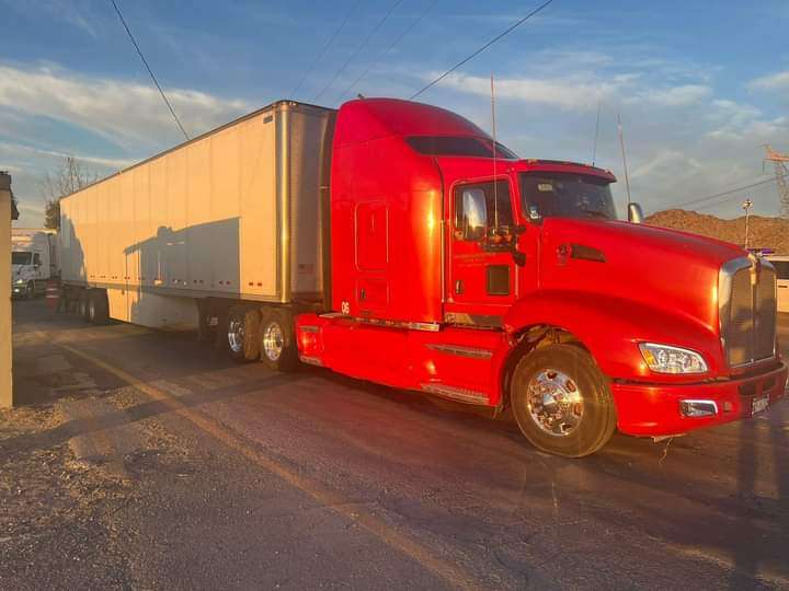 Más de 100 migrantes son rescatados cuando viajaban en contenedor en Chihuahua, ha y varios guatemaltecos