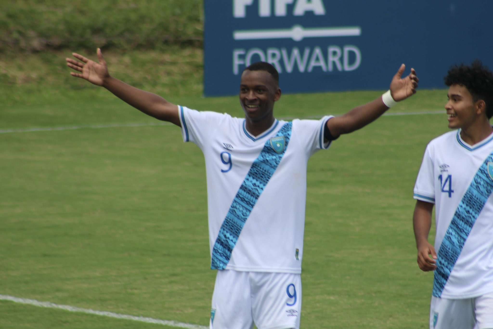 Selección Sub 16 de Guatemala inicia el torneo UNCAF FIFA FORWARD con goleada ante El Salvador