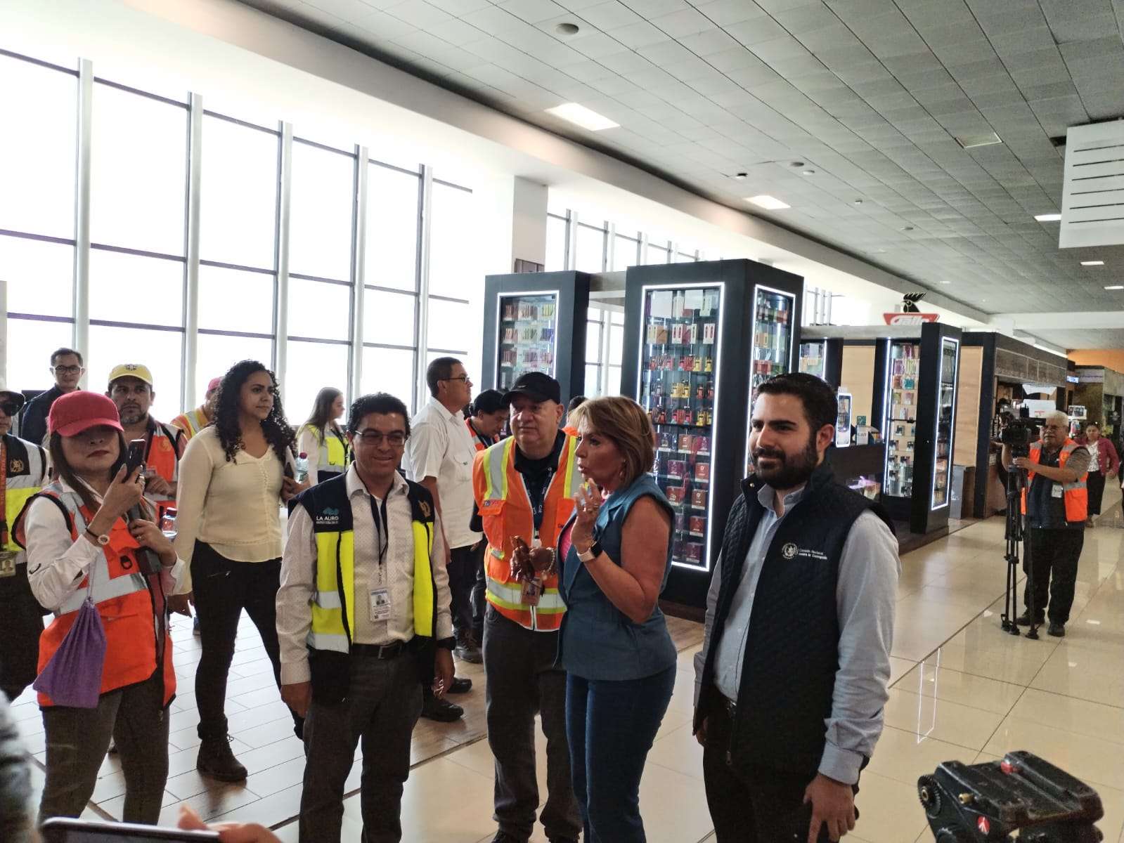 Erick Uribio gerente Aeropuerto Internacional La Aurora